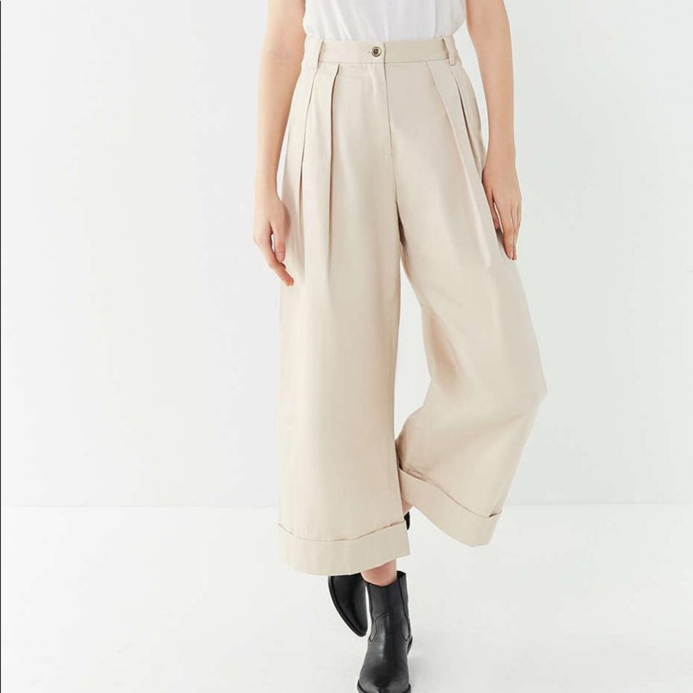 Urban Outfitters Wide Leg Chino Pants Size 6